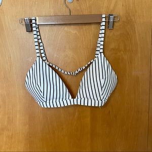 NWOT Hollister Black Striped Triangle Bikini Top